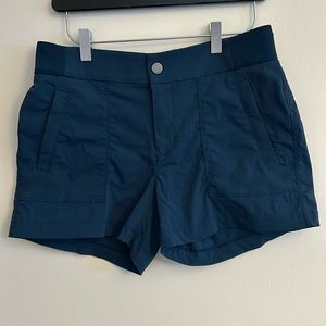 Athleta quick dry adventure shorts EUC